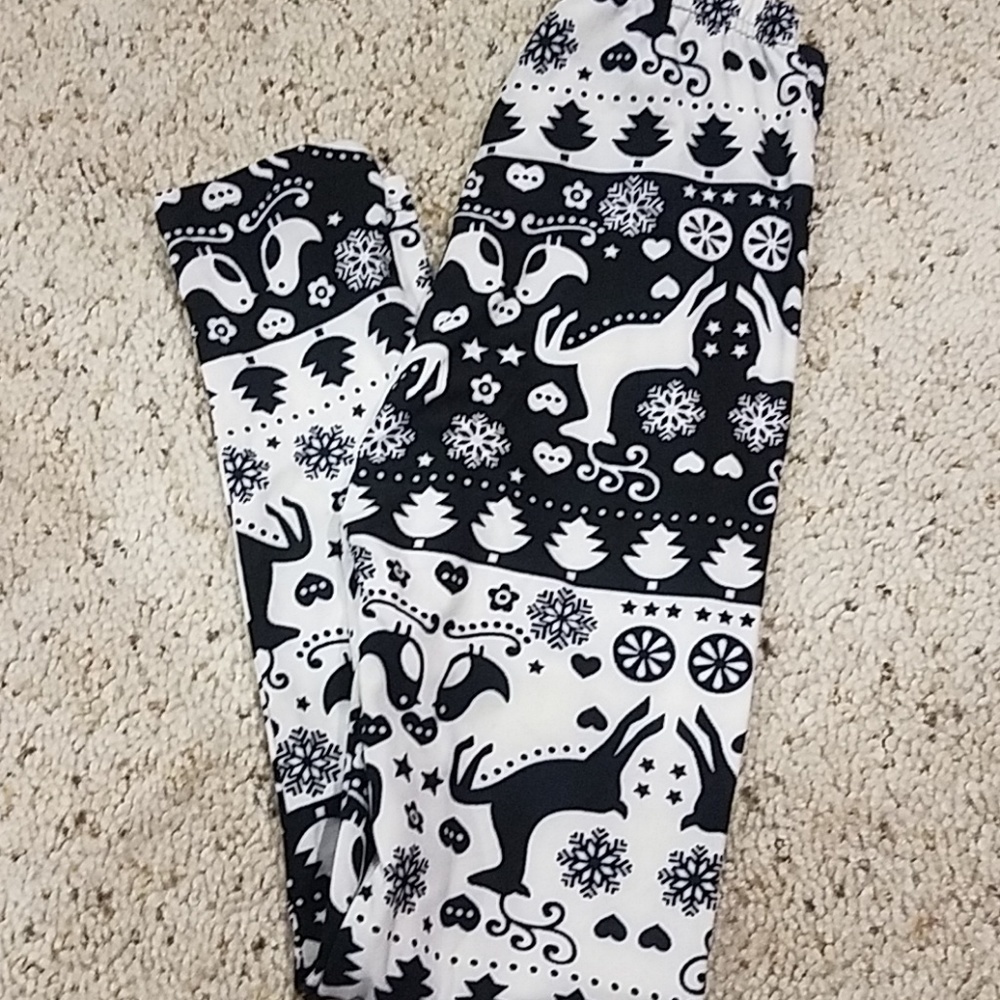 Agnes and Dora Leggings Girl's Size Large XL Black White Reindeer 7 to 10
